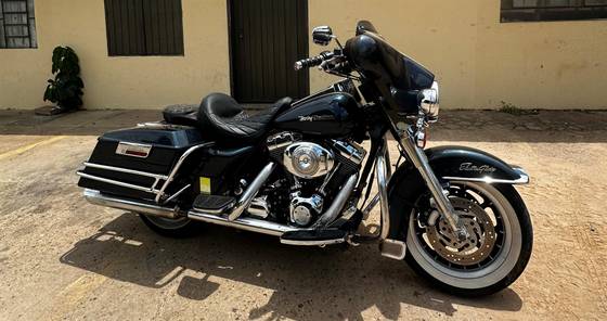 HARLEY-DAVIDSON ULTRA ELECTRA GLIDE CLASSIC 